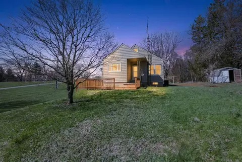 3060 Wayne Ridge Rd, Zanesville, OH 43701