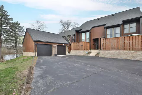 4762 Crazy Horse Ln #4, Westerville, OH 43081
