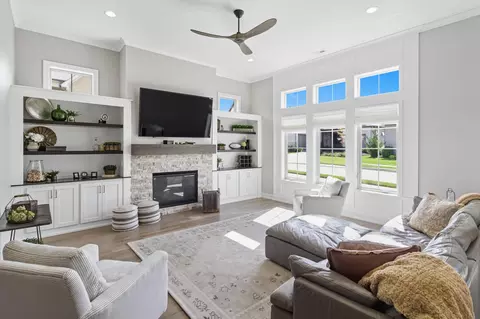 Living - 3327 Wolf Ridge Dr, Dublin, OH 43017 photo 1 of 2