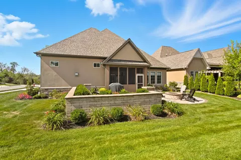 Exterior - 3327 Wolf Ridge Dr, Dublin, OH 43017 photo 11 of 14