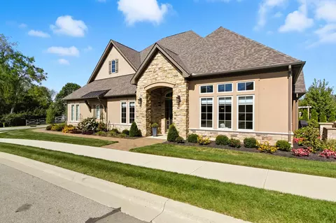 Exterior - 3327 Wolf Ridge Dr, Dublin, OH 43017 photo 13 of 14