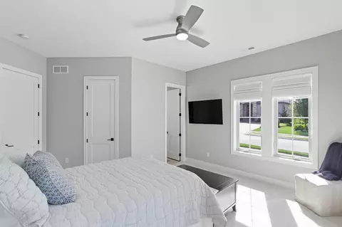 Bedroom - 3327 Wolf Ridge Dr, Dublin, OH 43017 photo 4 of 4