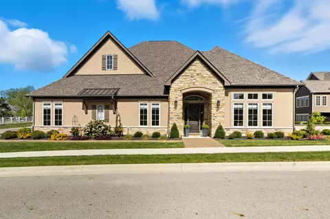 Exterior - 3327 Wolf Ridge Dr, Dublin, OH 43017 photo 2 of 14