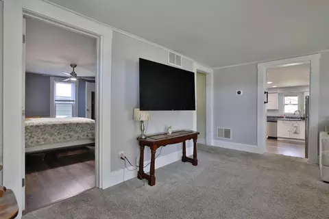 Entry Way - 5514 Fairfield Rd, Orient, OH 43146 photo 1 of 3