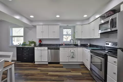 Kitchen - 5514 Fairfield Rd, Orient, OH 43146 photo 1 of 3