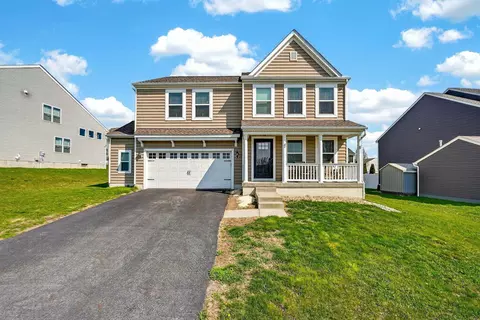 Exterior - 2317 Pine Crest Dr, Lancaster, OH 43130 photo 6 of 14
