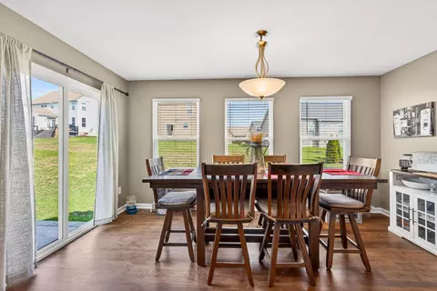 Dining - 2317 Pine Crest Dr, Lancaster, OH 43130 photo 2 of 2