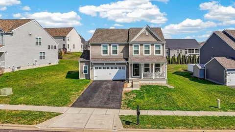 View/Area - 2317 Pine Crest Dr, Lancaster, OH 43130 photo 2 of 15