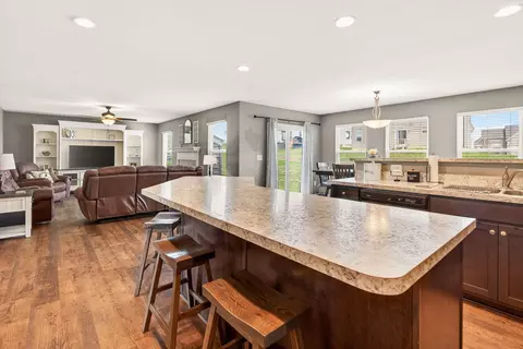 Kitchen - 2317 Pine Crest Dr, Lancaster, OH 43130 photo 2 of 8