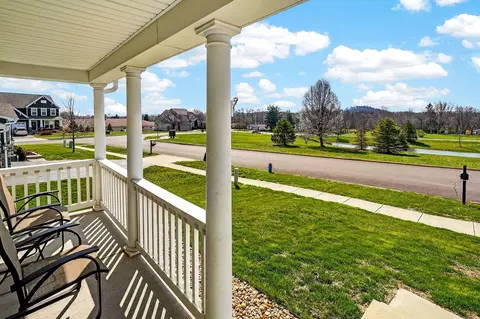Exterior - 2317 Pine Crest Dr, Lancaster, OH 43130 photo 2 of 14
