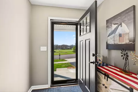Entry Way - 2317 Pine Crest Dr, Lancaster, OH 43130 photo 1 of 3