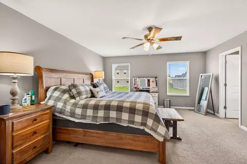 Bedroom - 2317 Pine Crest Dr, Lancaster, OH 43130 photo 2 of 7