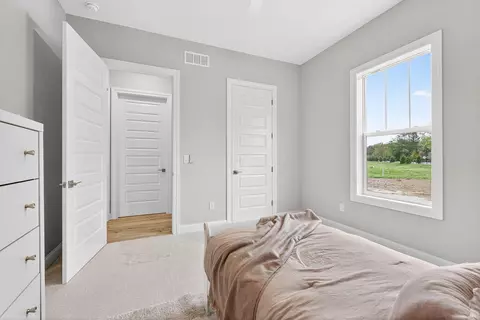 Bedroom - 2599 Hackney Ct, Powell, OH 43065 photo 7 of 9