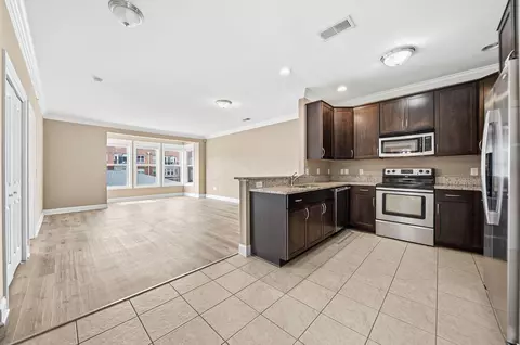 925 Ingleside Ave #207, Columbus, OH 43215