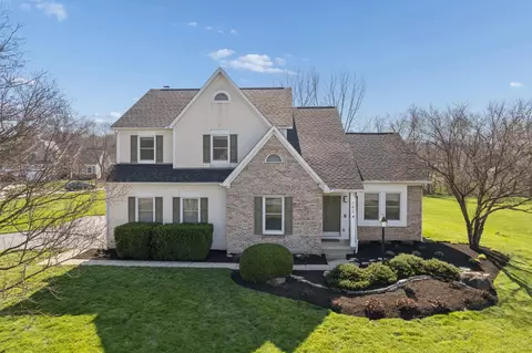 242 Farm Creek Dr, Columbus, OH 43230