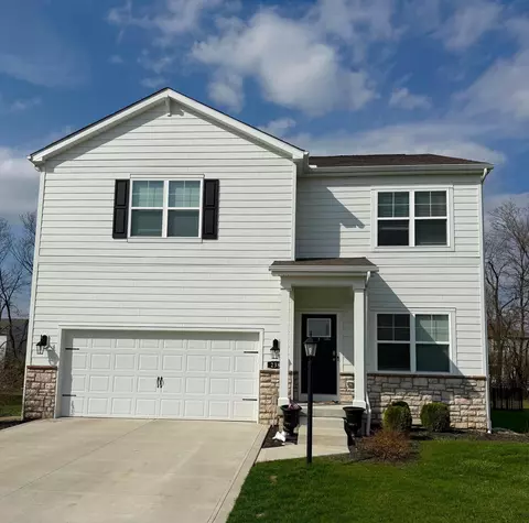 238 Carrowmoore Dr, Pickerington, OH 43147