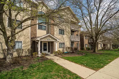 6729 Meadow Creek Dr #208, Columbus, OH 43235