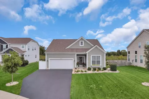 12482 Prairie View Dr NW, Pickerington, OH 43147