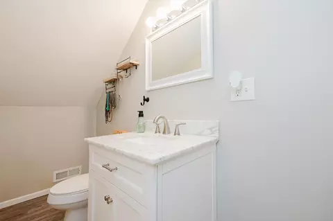 Bath - 124 W North St, Vanlue, OH 45890 photo 3 of 4