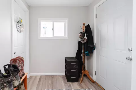 Entry Way - 124 W North St, Vanlue, OH 45890 photo 2 of 3