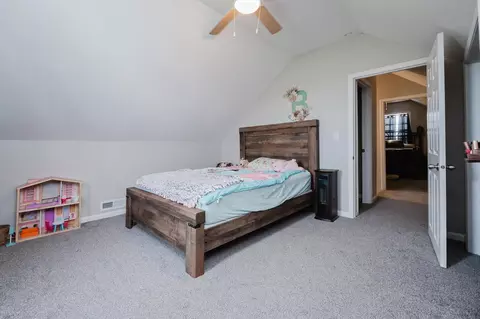 Bedroom - 124 W North St, Vanlue, OH 45890 photo 5 of 5