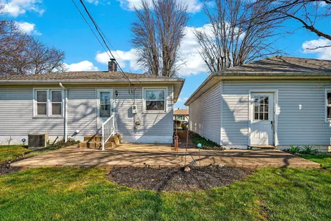 Exterior - 255 Lewis Rd, Circleville, OH 43113 photo 4 of 5