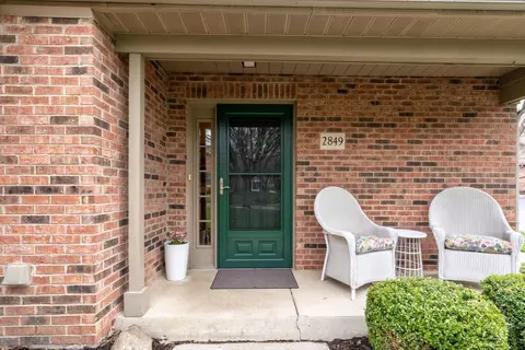 2849 Pleasantdale Dr, Lewis Center, OH 43035