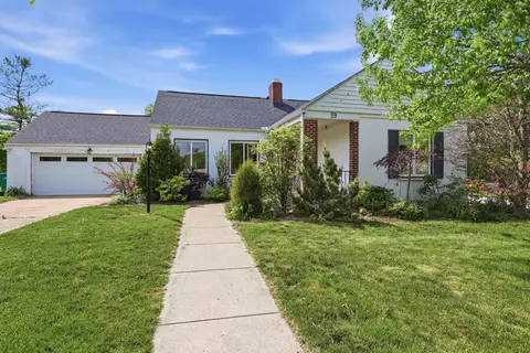 59 S Heath Ln, West Jefferson, OH 43162