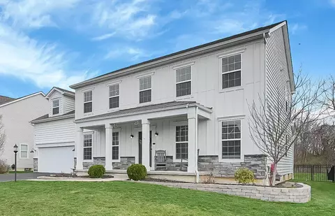 636 Kelburn Ln, Pickerington, OH 43147