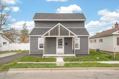 1246 Rawlings St, Washington Court House, OH 43160
