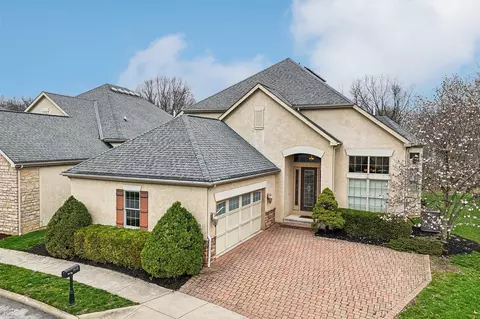 3848 Stonewater Dr, Columbus, OH 43221