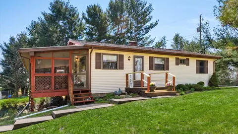 1630 Martinsburg Rd NE, Newark, OH 43055