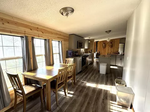 Dining - 18670 Griffith Rd, Logan, OH 43138 photo 1 of 1