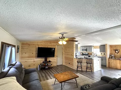 Living - 18670 Griffith Rd, Logan, OH 43138 photo 1 of 2