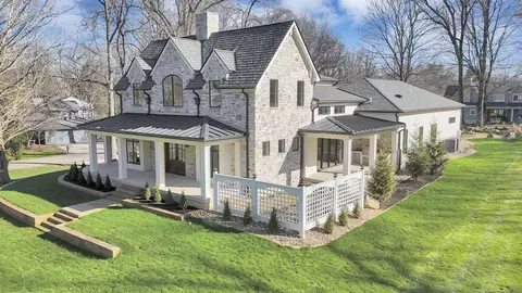 880 Newark Granville Rd, Granville, OH 43023