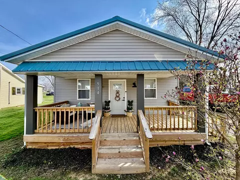 514 Yates St, Williamsport, OH 43164