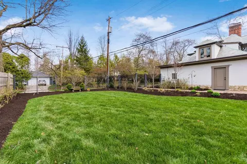 Exterior - 193 Stanbery Ave, Bexley, OH 43209 photo 20 of 33