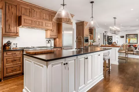 Kitchen - 193 Stanbery Ave, Bexley, OH 43209 photo 3 of 13