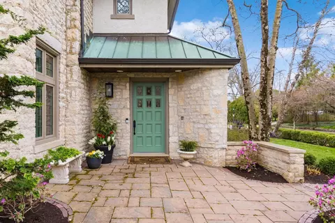 Exterior - 193 Stanbery Ave, Bexley, OH 43209 photo 24 of 33