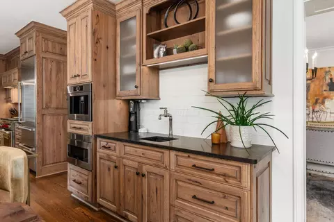 Kitchen - 193 Stanbery Ave, Bexley, OH 43209 photo 9 of 13