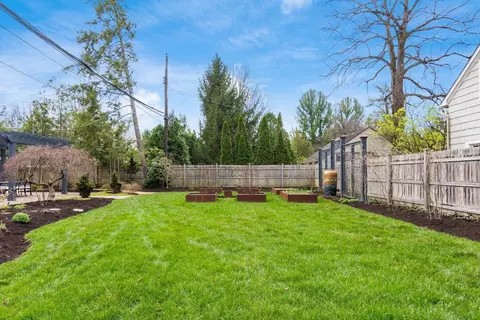 Exterior - 193 Stanbery Ave, Bexley, OH 43209 photo 19 of 33