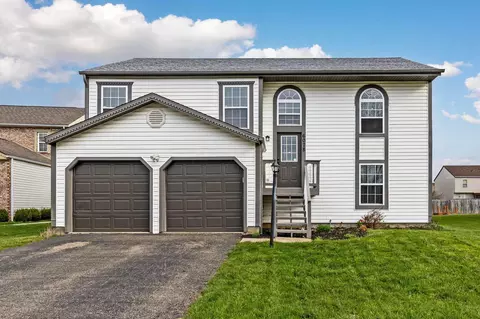 6078 Brook Bay Ct, Canal Winchester, OH 43110