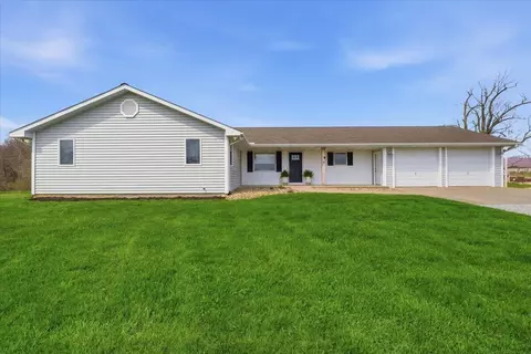 7893 Fairview Rd, Mount Vernon, OH 43050