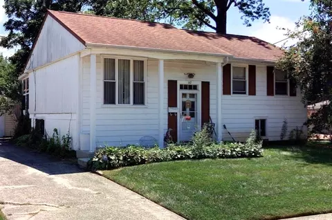 162 Imperial Dr, Columbus, OH 43230
