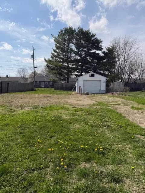 375 Eva Dr, Circleville, OH 43113 photo 4