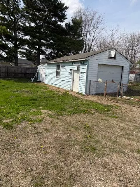 375 Eva Dr, Circleville, OH 43113 photo 3