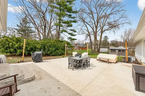 Exterior - 507 Susan Cir, Marion, OH 43302 photo 6 of 19