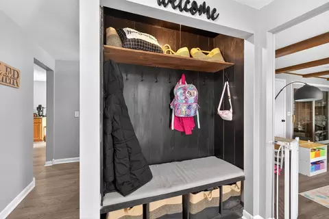 Entry Way - 507 Susan Cir, Marion, OH 43302 photo 3 of 3