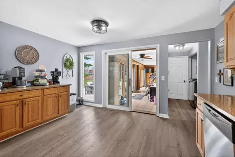 Entry Way - 507 Susan Cir, Marion, OH 43302 photo 1 of 3