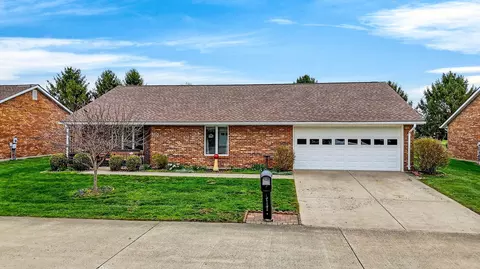 510 Circle Dr, London, OH 43140
